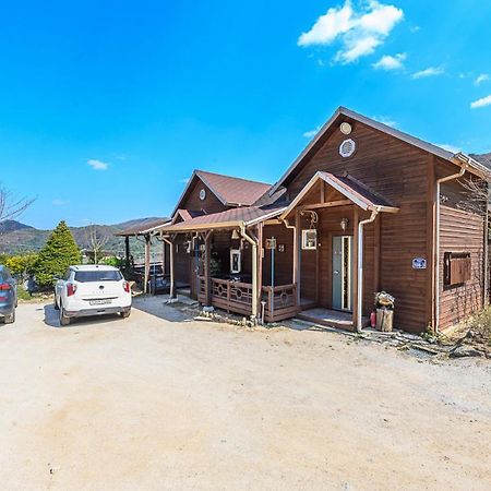 Fortune Rising Sun Hill Pension B Pocheon Extérieur photo